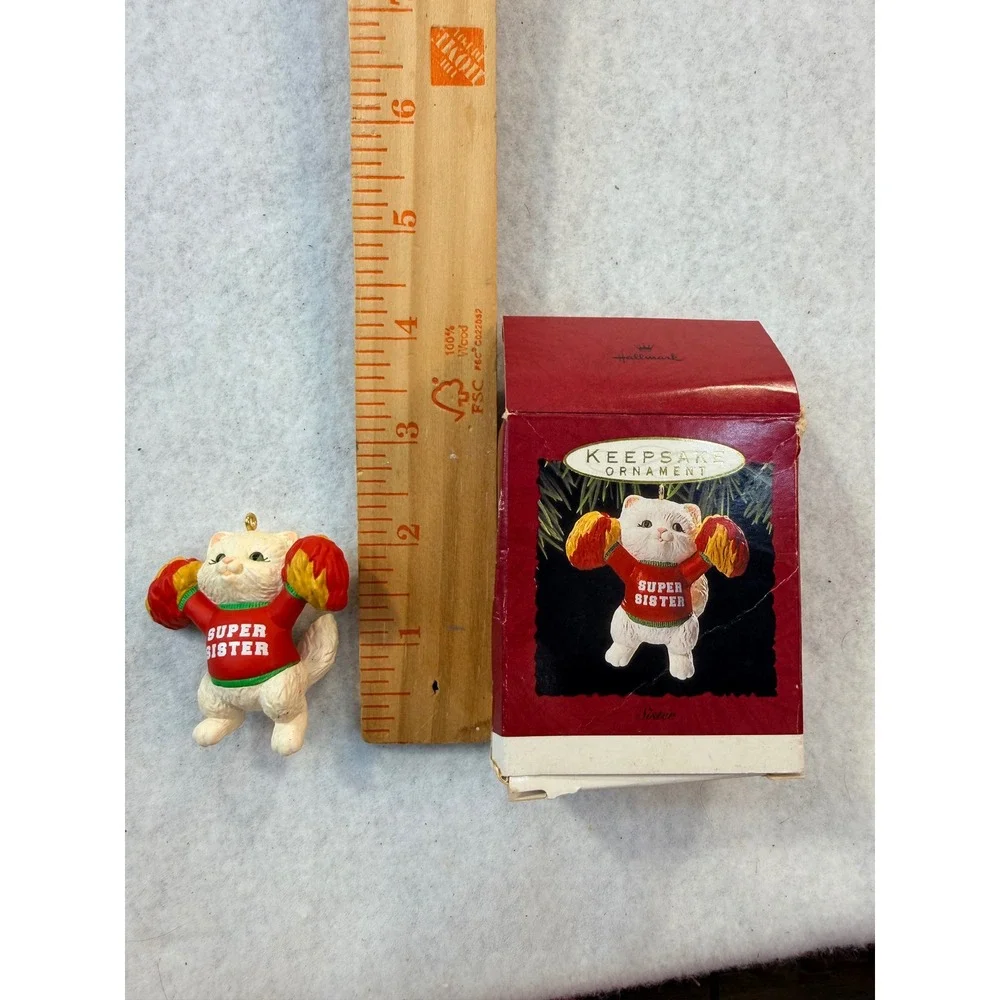 Hallmark Keepsake Ornament 1993 Super Sister Cheerleader Cat Kitten QX554-5 Box